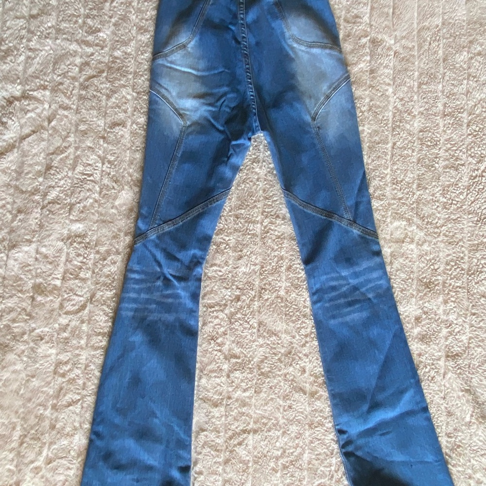 Stylish Blue Women's Jeans